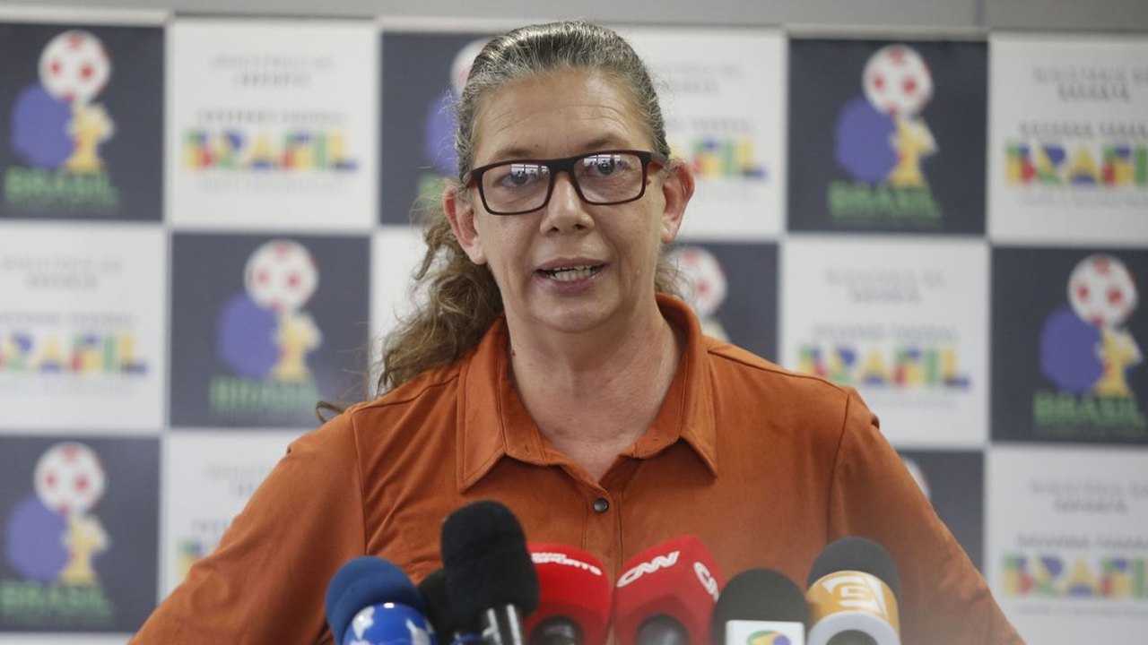 Estrelas e entidades esportivas lamentam saída de Ana Moser do Ministério do Esporte