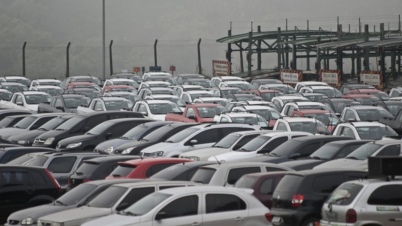 Preço do carro usado fica estagnado em agosto, aponta IBV Auto