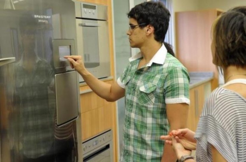 Consumidor tem o direito de examinar produto antes de efetuar compra