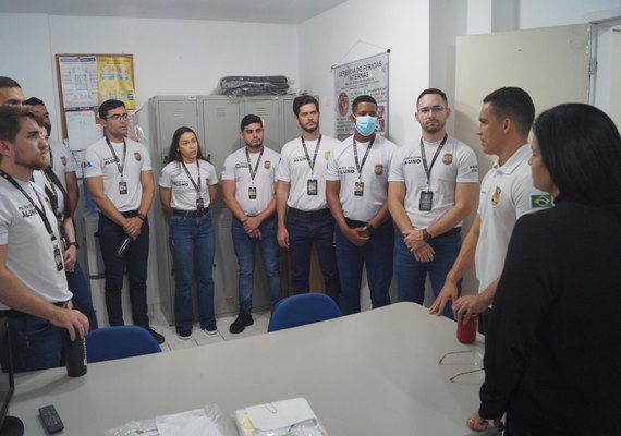 Polícia Científica recebe visita de alunos do curso de formação de delegados