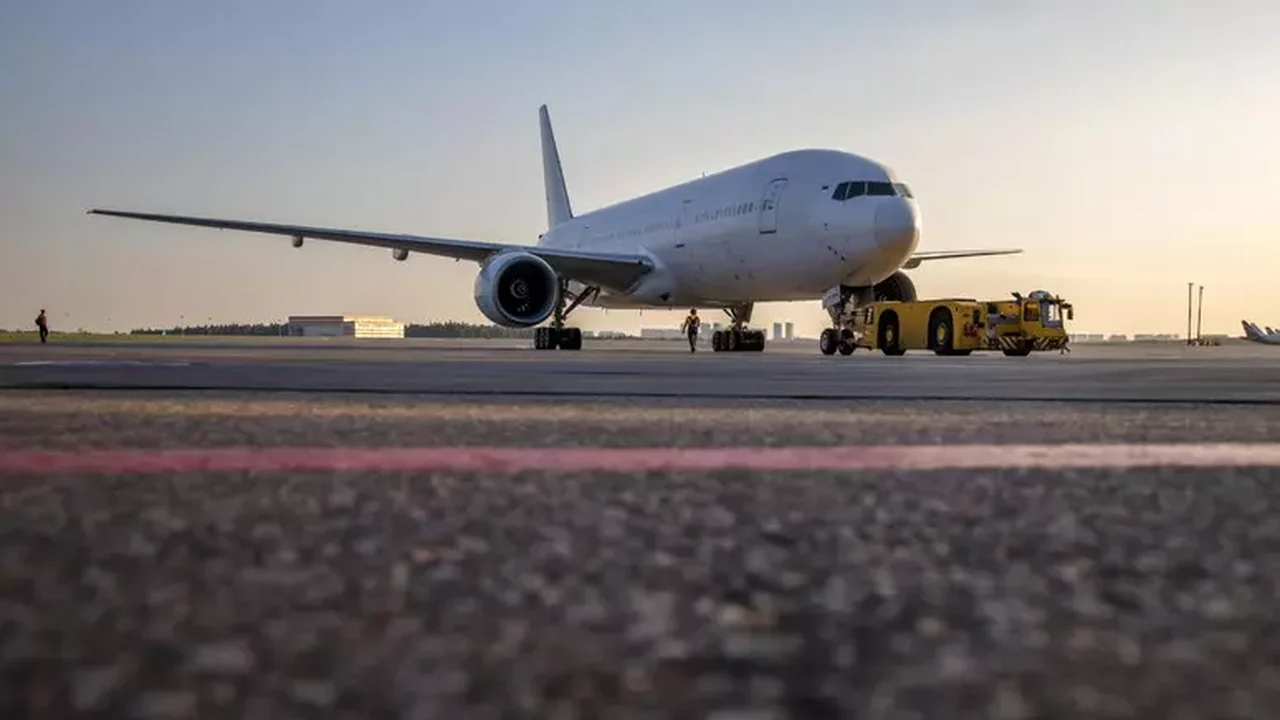Rússia fecha 3 aeroportos após ataque de drones ucranianos