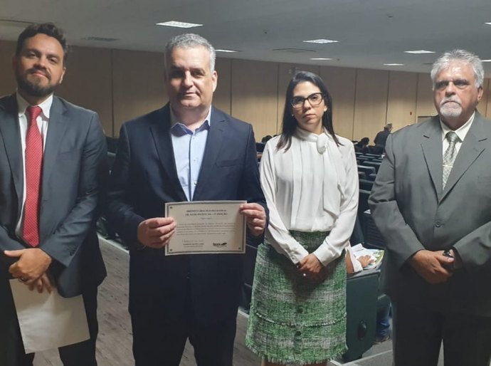 ALE aprova em1º turno, projeto que cria Bonificação por Resultados na Seduc