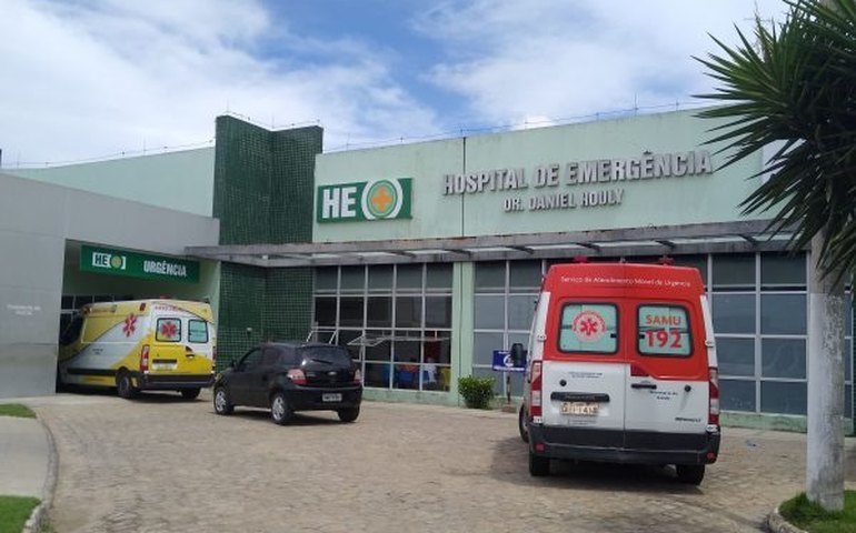 Hospital de Emergência do Agreste realiza, nesta quarta-feira (14), Roda de Conversa sobre o Dia do Assistente Social