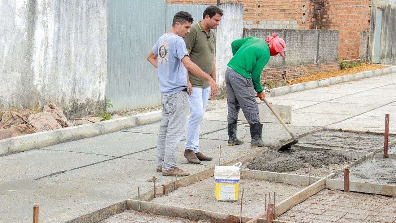 Governo Ronaldo Lopes investe em obras que melhoram qualidade de vida dos penedenses