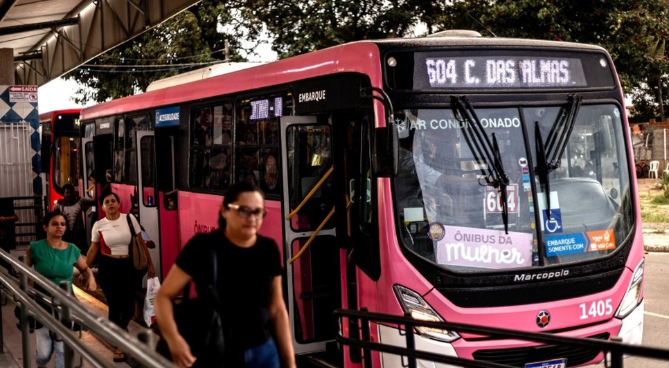 08-04-26-Especial-Onibus-da-Mulher-Eustaqui-Gomes-SECOM-Foto-Alisson-Frazao-2.jpg
