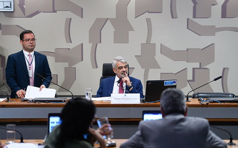 CAS debate cancelamento unilateral de planos de saúde