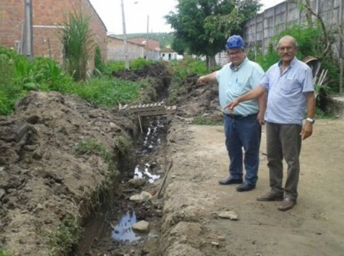 Prefeito anuncia novos investimentos no setor de infraestrutura de Capela