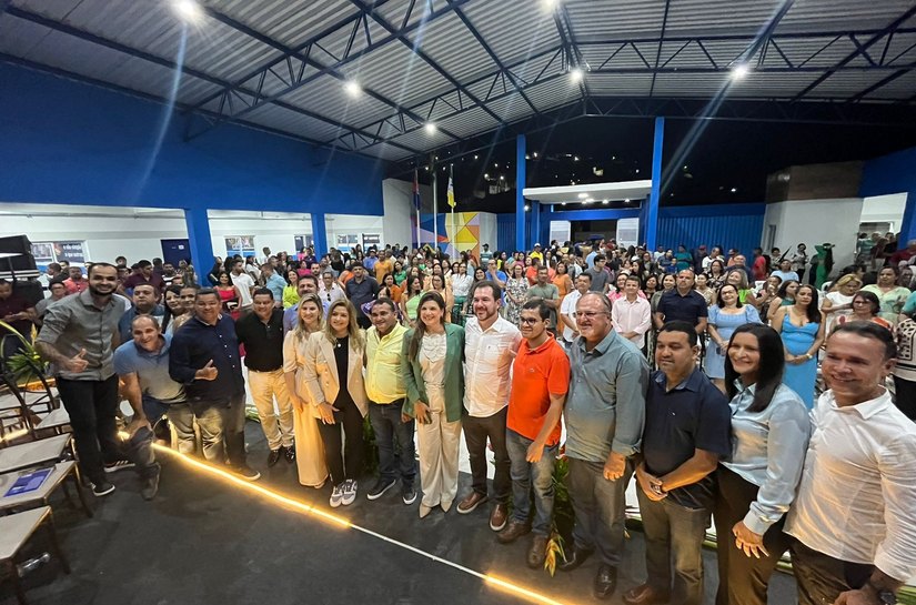 Novo Lino se transforma sob a liderança da prefeita Marcela Gomes; que reinaugura escola e anuncia novos projetos para o município