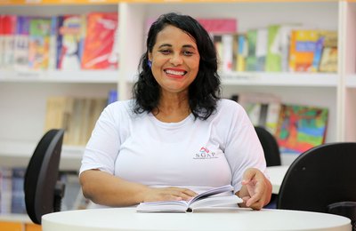 Entrega de quase 500 livros ajuda a ressocializar detentos em Alagoas