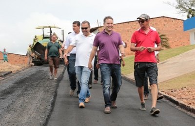 Renan Filho inaugura pavimentação asfáltica em Satuba nesta quinta-feira