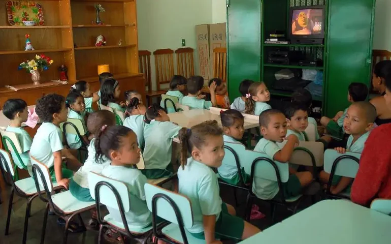 Brasil tem mais de 632 mil crianças em fila de espera por creche