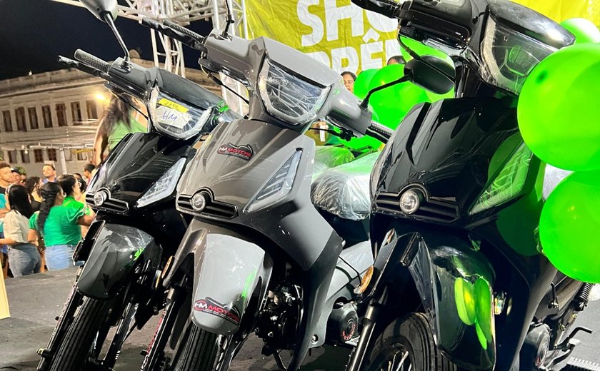 Viçosa presenteia mães com 3 motocicletas e outros 100 prêmios