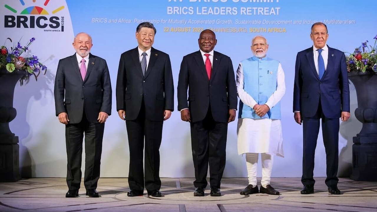 Líderes do Brics poderão anunciar novos membros na quinta-feira