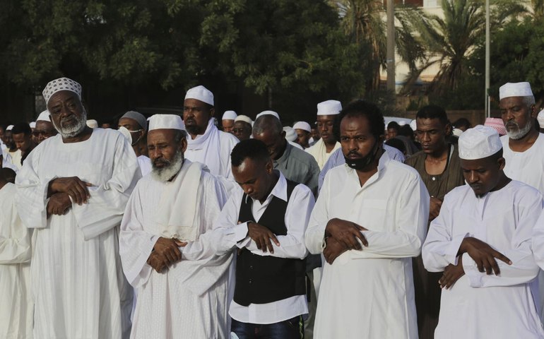 Inimigo imaginário: Ocidente cultural condenou mulçumanos à alcunha de terroristas, dizem analistas