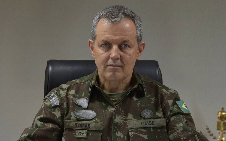 Comandante do Exército afirma que fronteira com Venezuela está 'dentro da normalidade'
