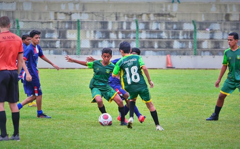 Semifinais da Copa Professor Zezinho movimentam o Caeti 1 esta semana