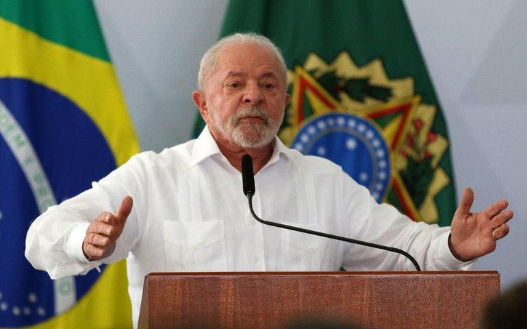 'Quando eu sair em 2026, vocês vão ter Universidade na Zona Leste', diz Lula no 1º de maio