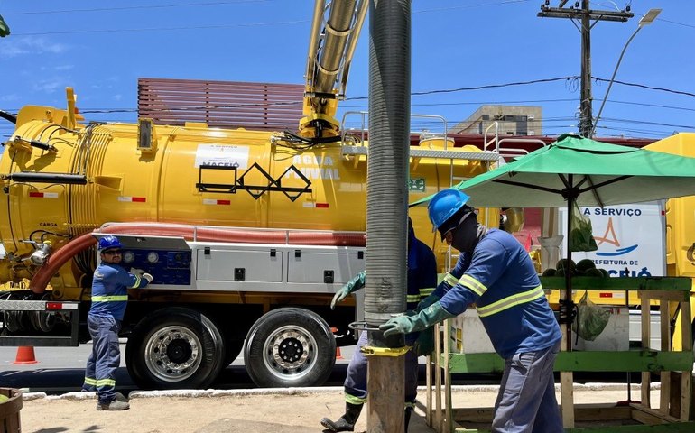 Infraestrutura retira mais de 250 toneladas de entulhos de galerias