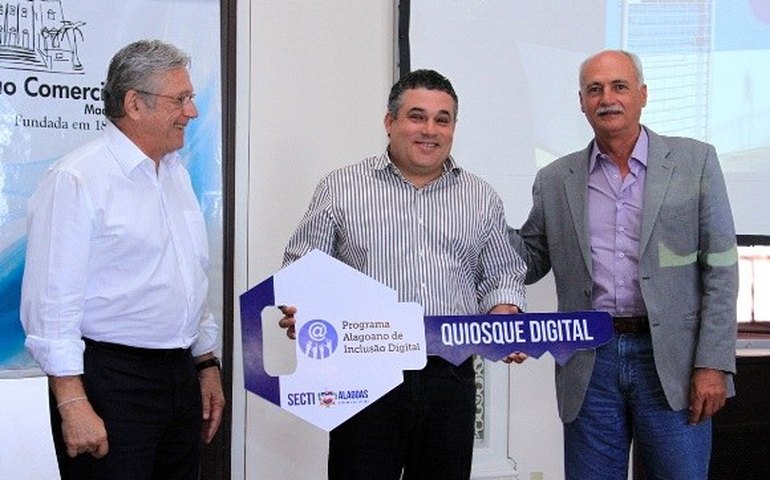 Municípios alagoanos recebem quiosques digitais com completa estrutura