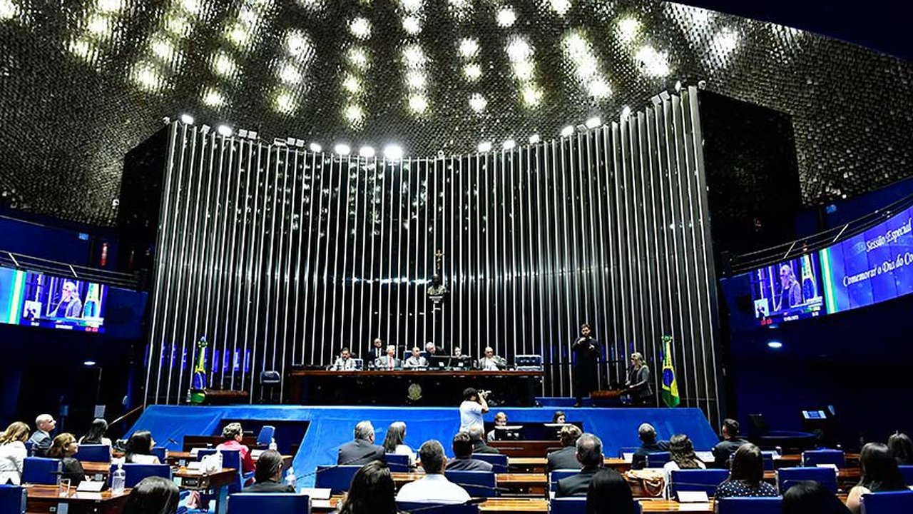 Sessão solene destaca importância dos profissionais da contabilidade