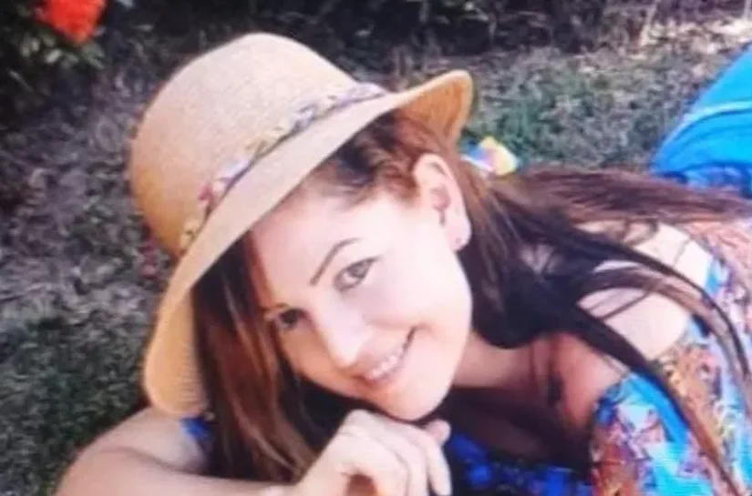 Mulher é morta a facadas pelo companheiro no Jacintinho