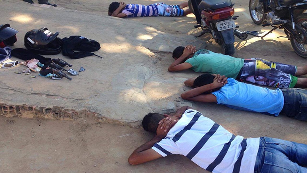 Falcão 4 dá apoio a militar e aprende no Agreste suspeitos em Distrito de Lagoa Grande