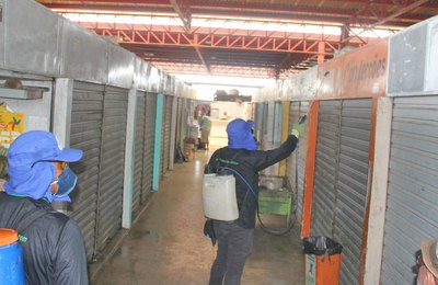 Prefeitura finaliza mais uma etapa do trabalho de dedetização em Mercados Públicos de Arapiraca