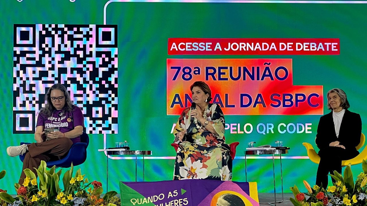 Direito se conquista, não cai do céu, diz Cármen Lúcia em evento contra o feminicídio no RJ