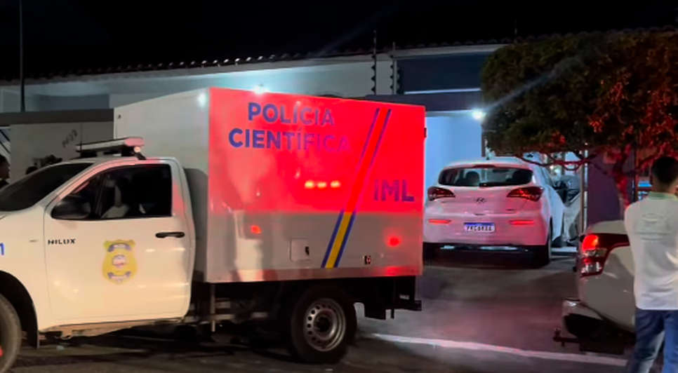 HB20 prensou idosa contra a parede de sua casa  / Foto: Reprodução/Gazetaweb