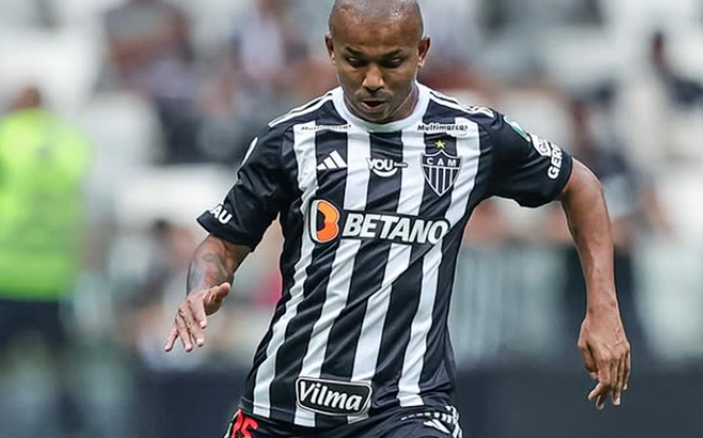 Atlético-MG encaminha retorno de Cuca e torcida reage contra contratação por caso de estupro