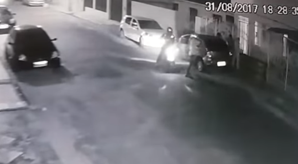 Assalto policial 