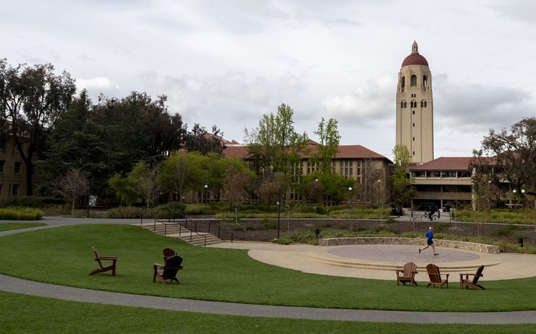 Cerco a universidades dos EUA traz receio a pesquisadores brasileiros