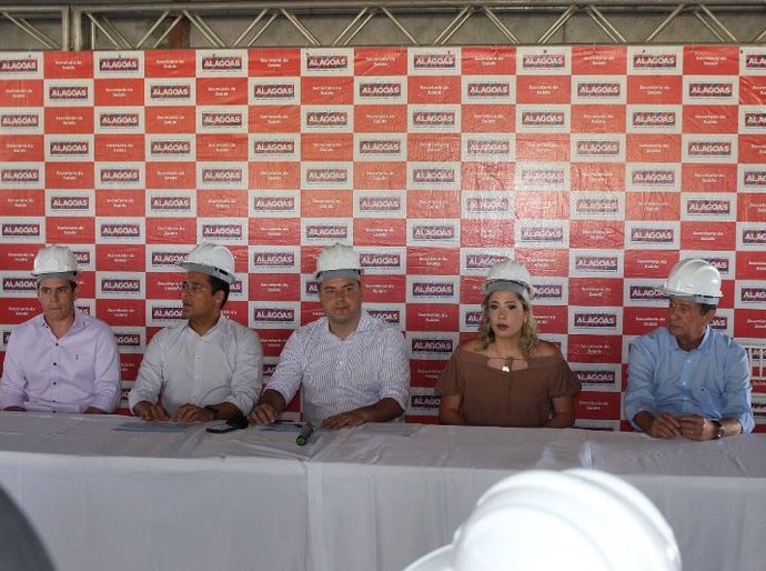 Cosems acompanha obra de construção do Hospital da Mulher de Maceió