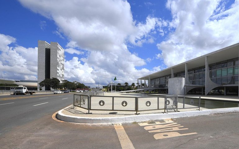 Lei oficializa Novembrinho Azul, campanha de promoção da saúde de meninos