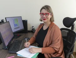 TECPAR - Pesquisadora Carolina Perottoni (2).JPG 