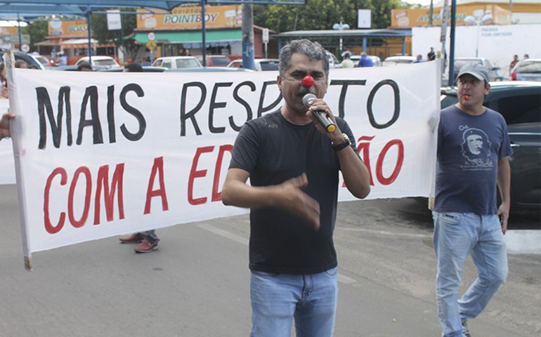 Vereador Edvaldo critica intransigência de gestor durante greve dos trabalhadores da Educação