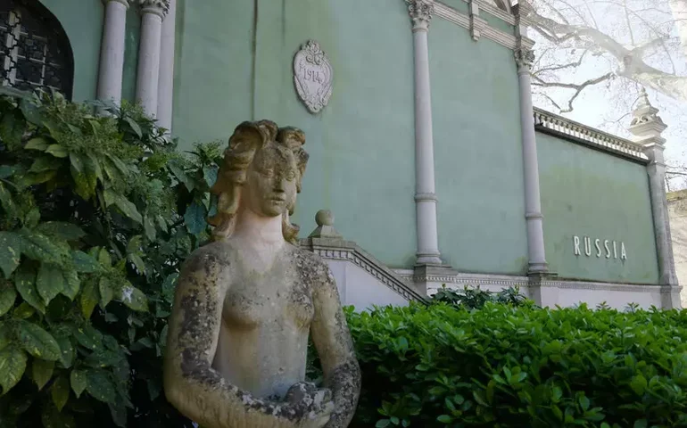 Governo da Itália manda inspetores à Bienal de Arte de Veneza