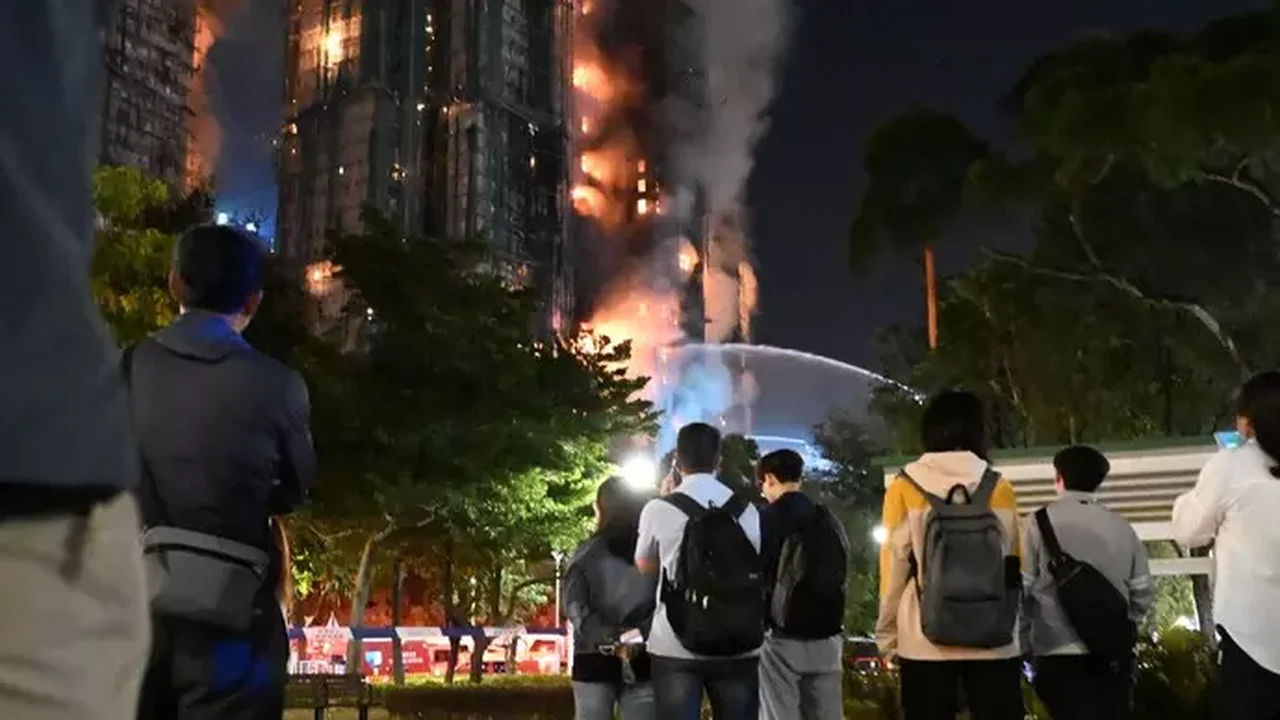 Hong Kong anuncia investigação independente sobre incêndio