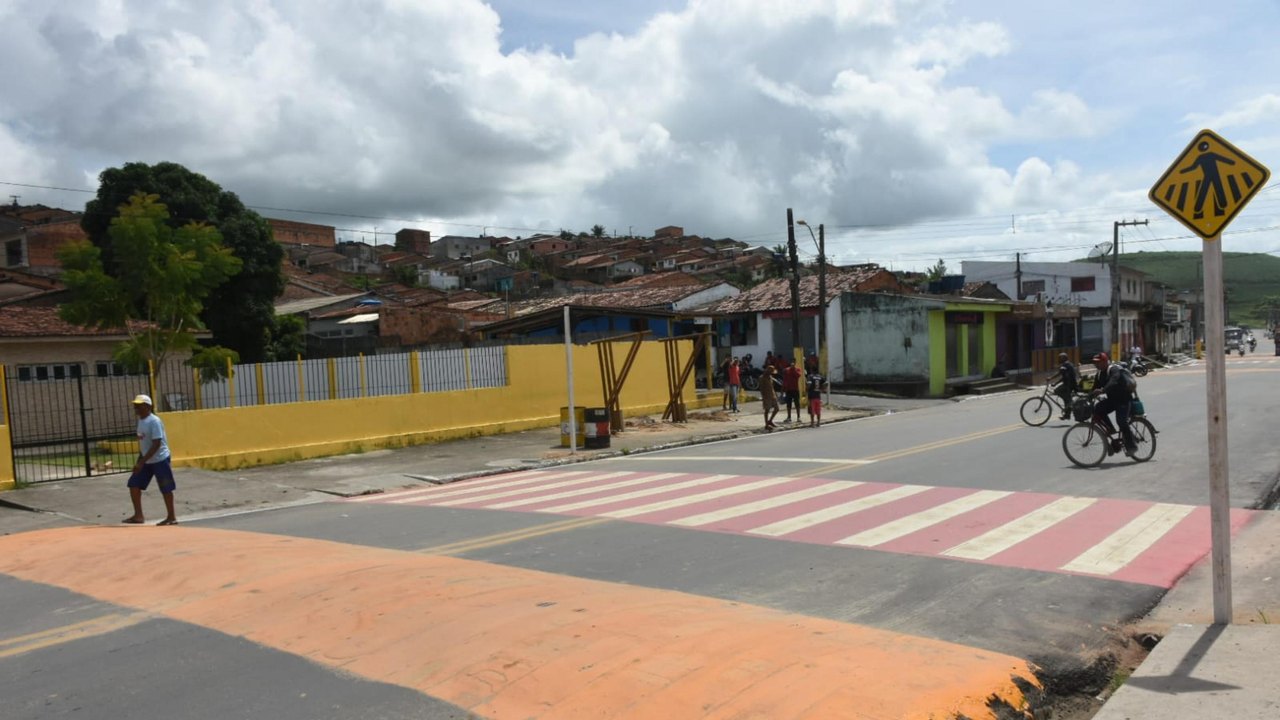 Governador assina ordem de serviço do programa Pró-Estrada em Jacuípe