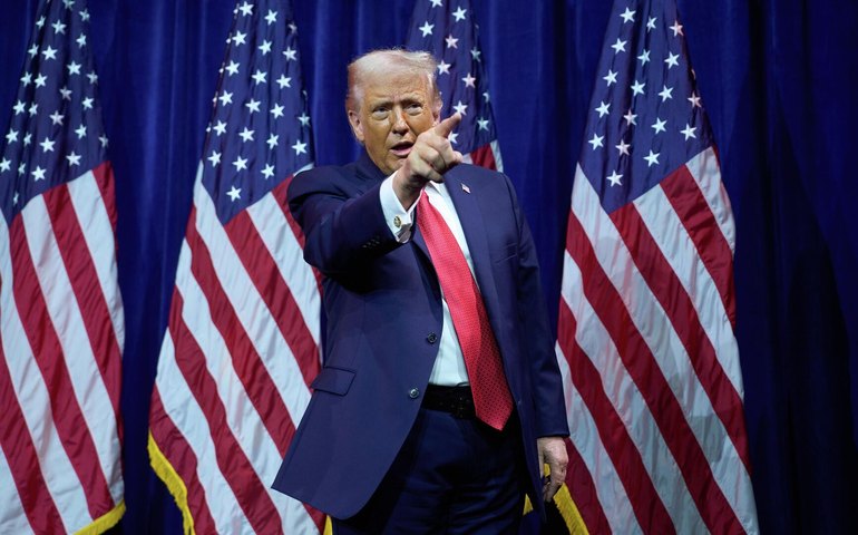 'Não há caminho para trás': Groenlândia é estratégica para a segurança global, afirma Trump