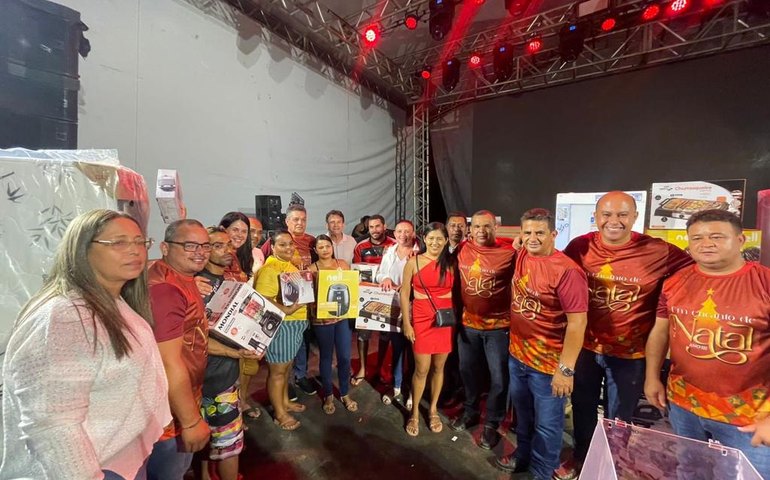 Um Encanto de Natal: Prefeitura de Branquinha realiza Show de Prêmios