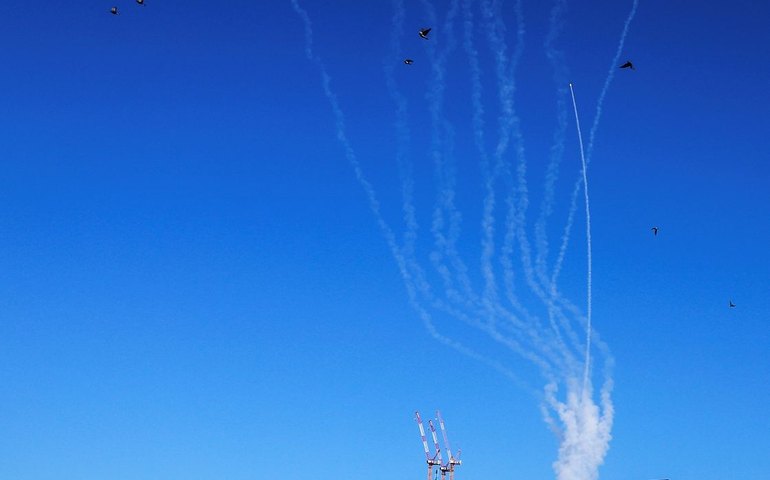 Após ataque dos EUA a usinas, Irã lança mísseis contra Israel