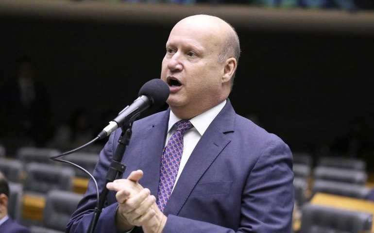 Comissão aprova redução do tempo para instituições receberem título de Patrimônio da Saúde