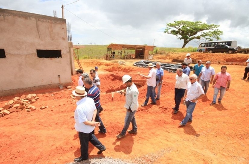 MP/AL autoriza o reinício das obras do Matadouro Regional de Viçosa