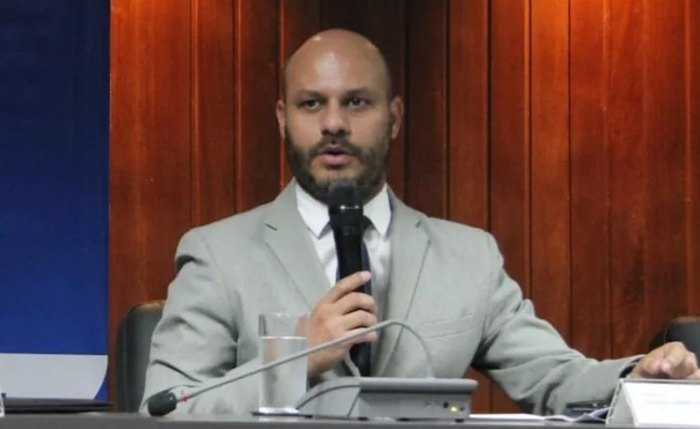 Glauco Wamburg foi exonerado do cargo nesta quarta-feira