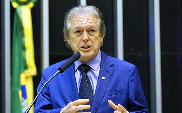 Presidente do União Brasil diz que posse de Sabino é importante, mas afasta adesão 'dogmática' ao governo