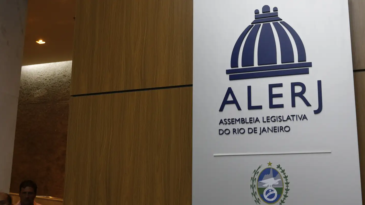 Entra Maracanã, sai Caio Martins: veja os imóveis do estado que foram colocados ou retirados pela Alerj da lista de autorização para venda