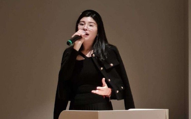 Mariana Ferrer defende TCC sobre o próprio caso de estupro e conquista nota 10 ao se formar em Direito