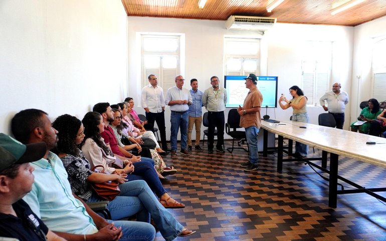 Secretaria de Agricultura recepciona novos bolsistas da Emater Alagoas