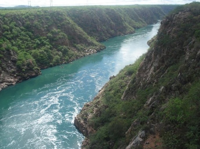 Estado e Ministério do Meio Ambiente discutem revitalização do São Francisco